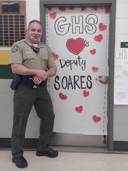 Gallatin High School Mourns the Passing of Beloved SRO Deputy Jerry Soares